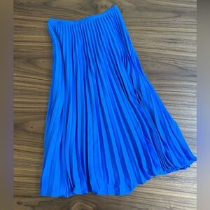 Banana Republic Pleated Midi Skirt in Brilliant Blue